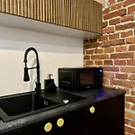 Lägenhet Apartament 9 By Hidden Garden *