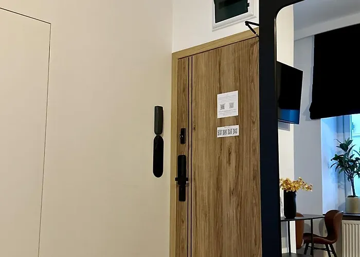 Apartament 9 By Hidden Garden Lägenhet *