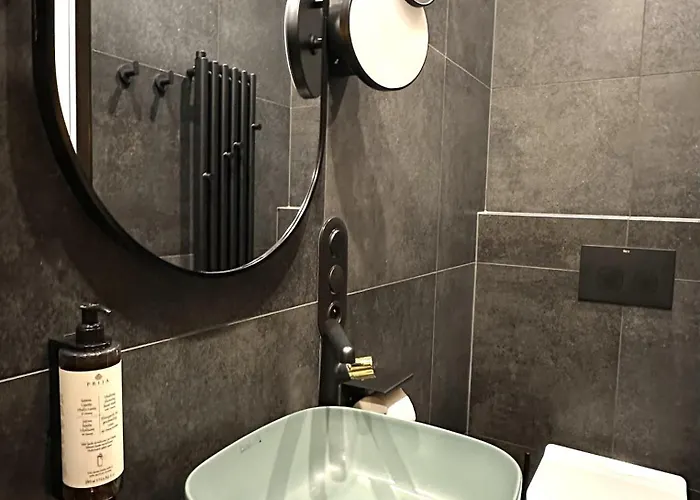 Apartament 9 By Hidden Garden Lägenhet Łódź